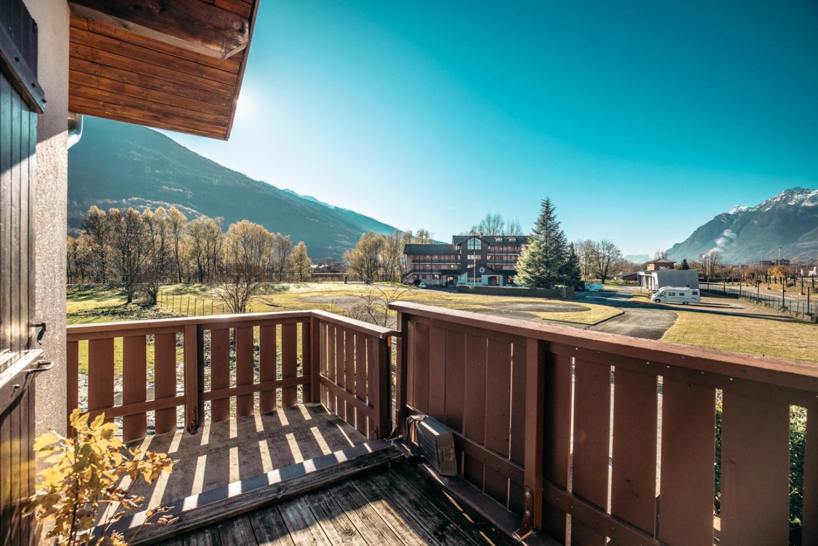 Hotel Base Camp Lodge - Albertville Extérieur photo